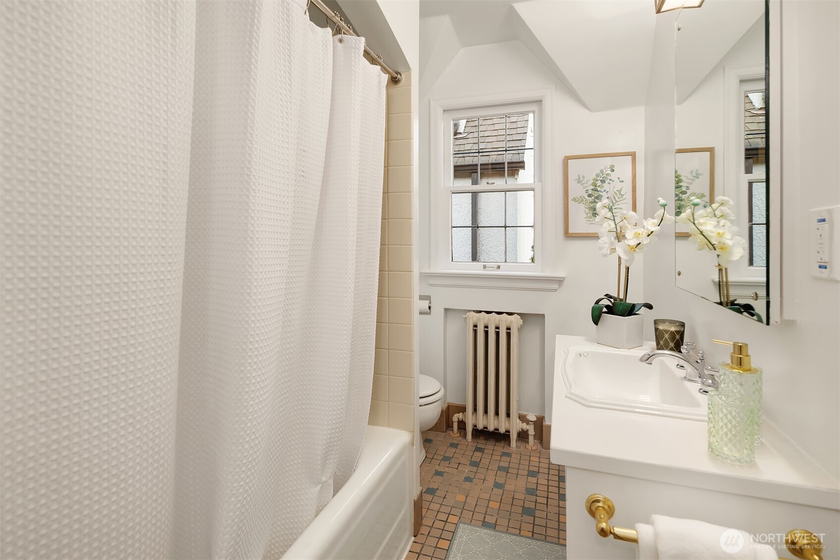 3419 E Laurelhurst Drive NE, Seattle, WA 98105