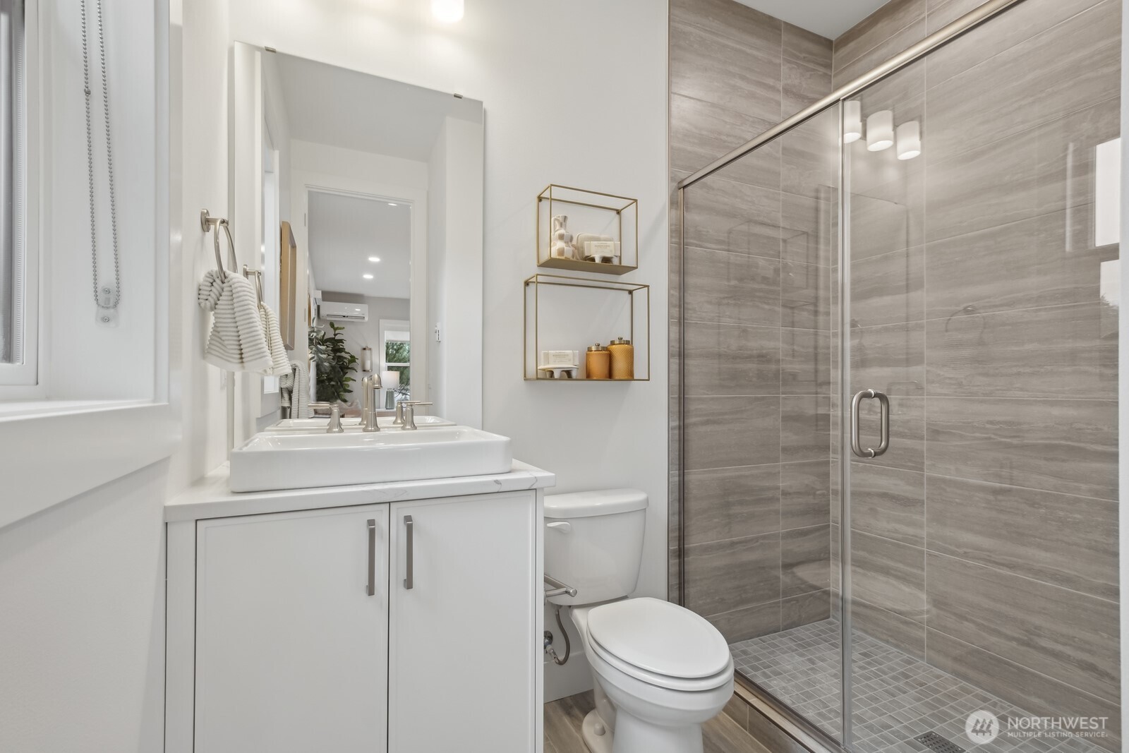 18913 99th Place NE #A, Bothell, WA 98011