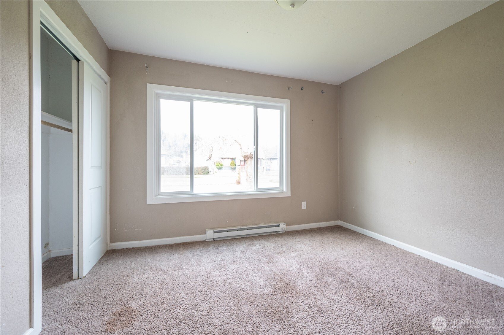 2826 Pacific Avenue , Hoquiam, WA 98550