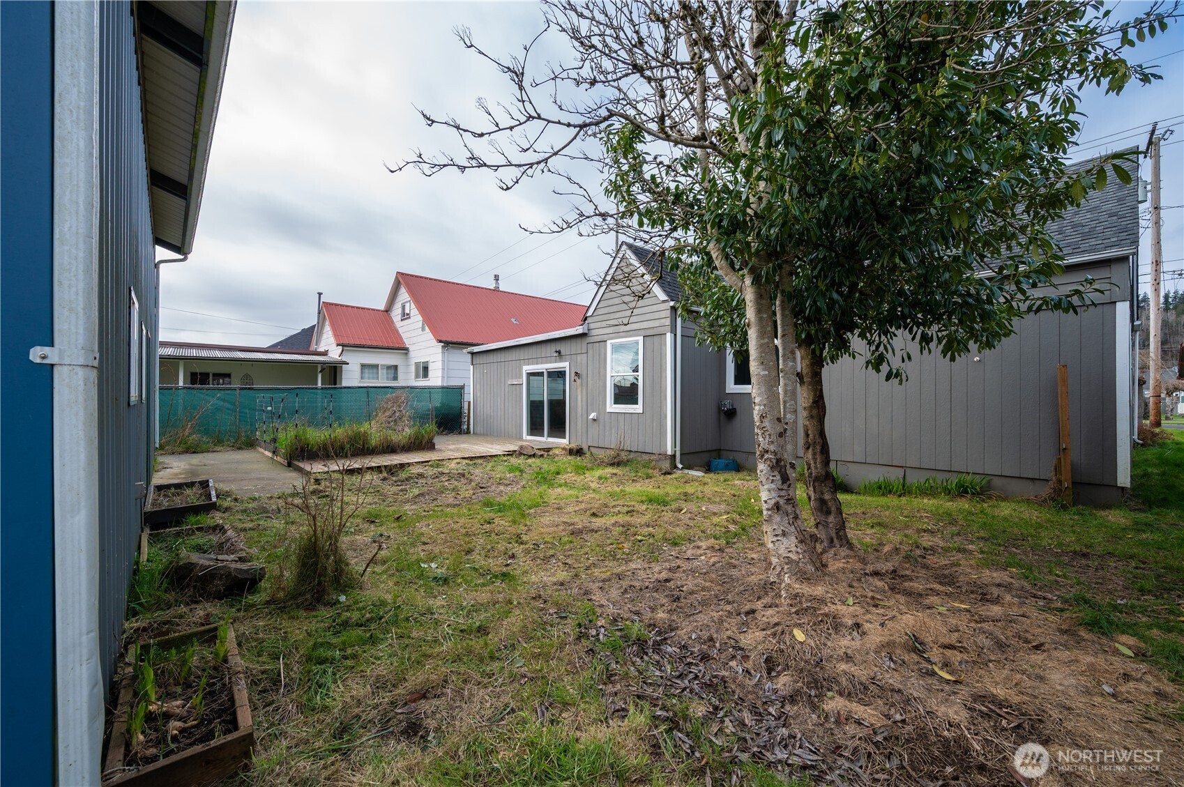 2826 Pacific Avenue , Hoquiam, WA 98550