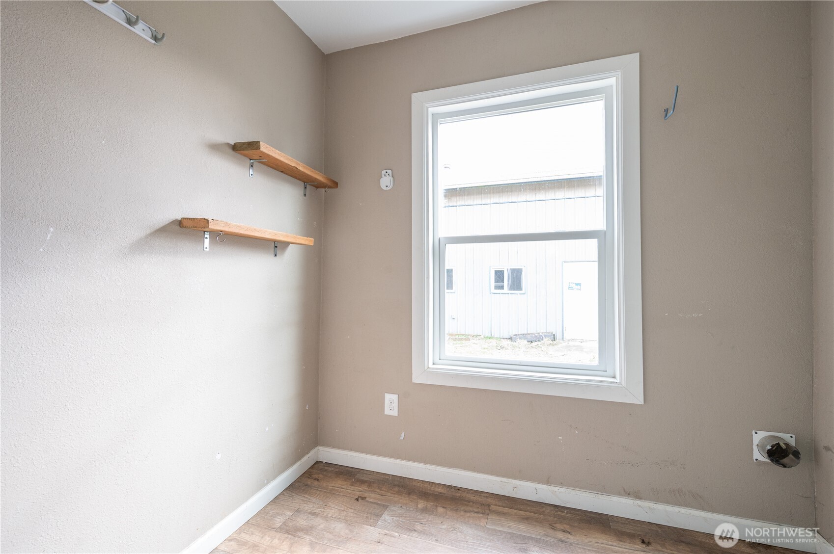 2826 Pacific Avenue , Hoquiam, WA 98550