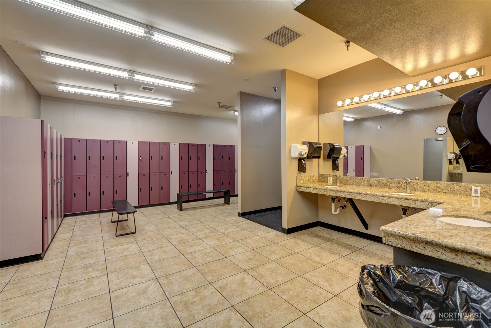 1050 State Avenue , Marysville, WA 98270