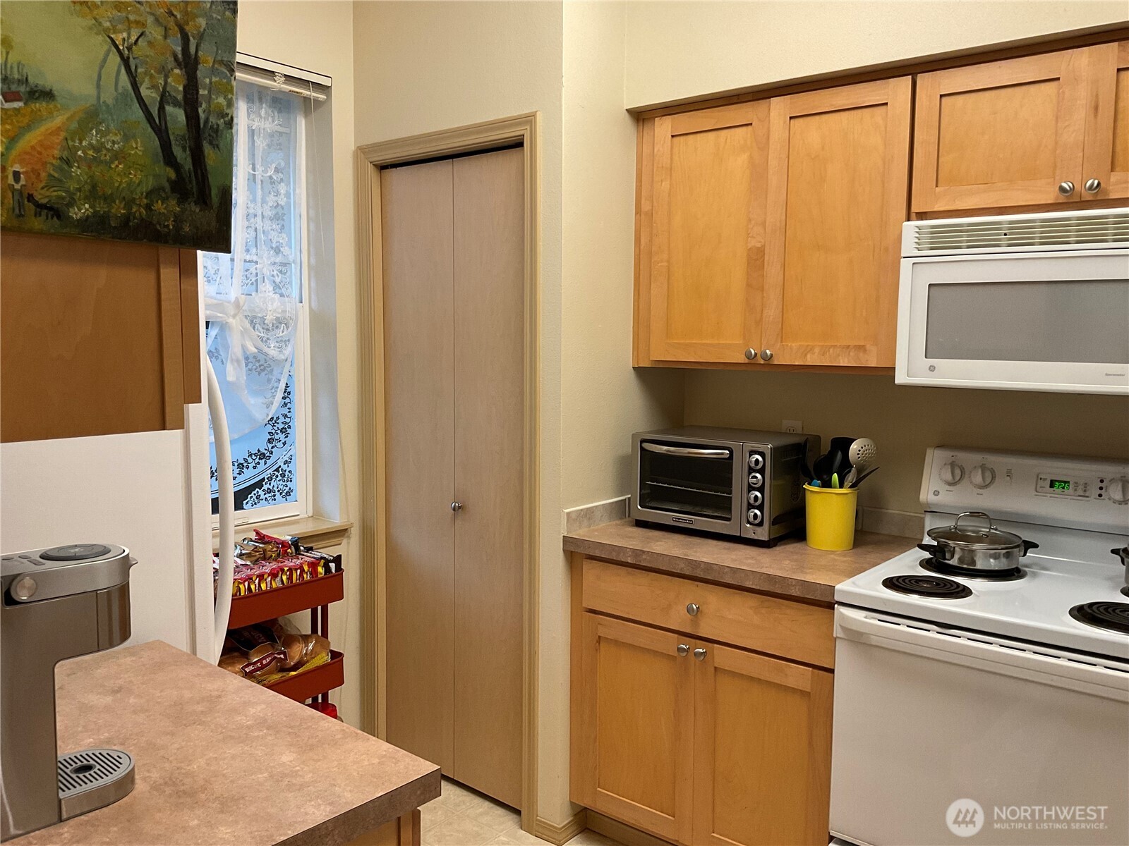 15302 40th Avenue W #2-202, Lynnwood, WA 98087-8972