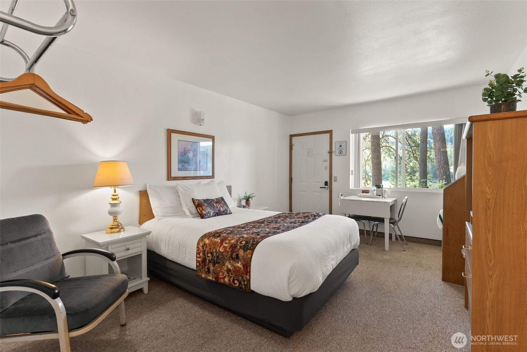 8612 WA-31 , Ione, WA 99139