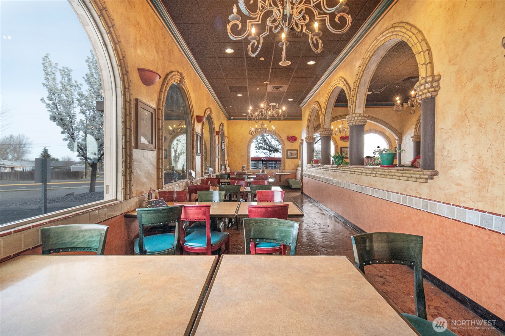 2807 W 10th Avenue , Kennewick, WA 99336