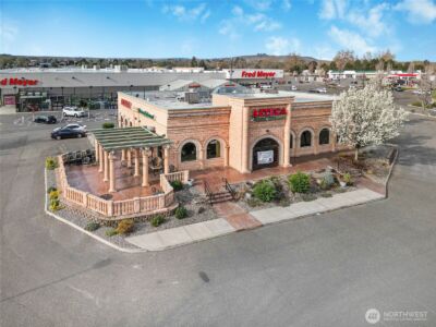 2807 W 10th Avenue , Kennewick, WA 99336 - Photo 2