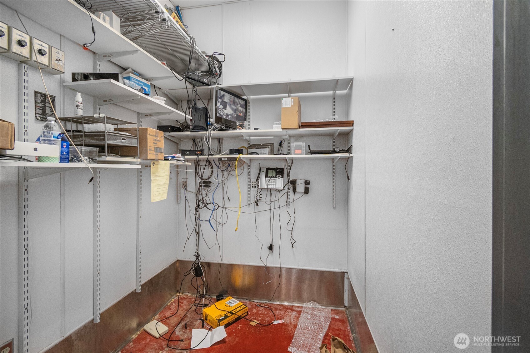 2807 W 10th Avenue , Kennewick, WA 99336