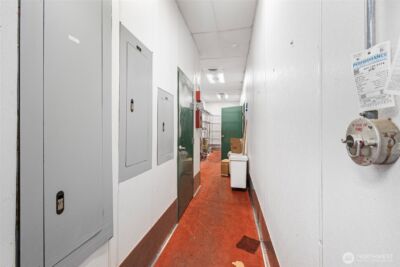 2807 W 10th Avenue , Kennewick, WA 99336 - Photo 32