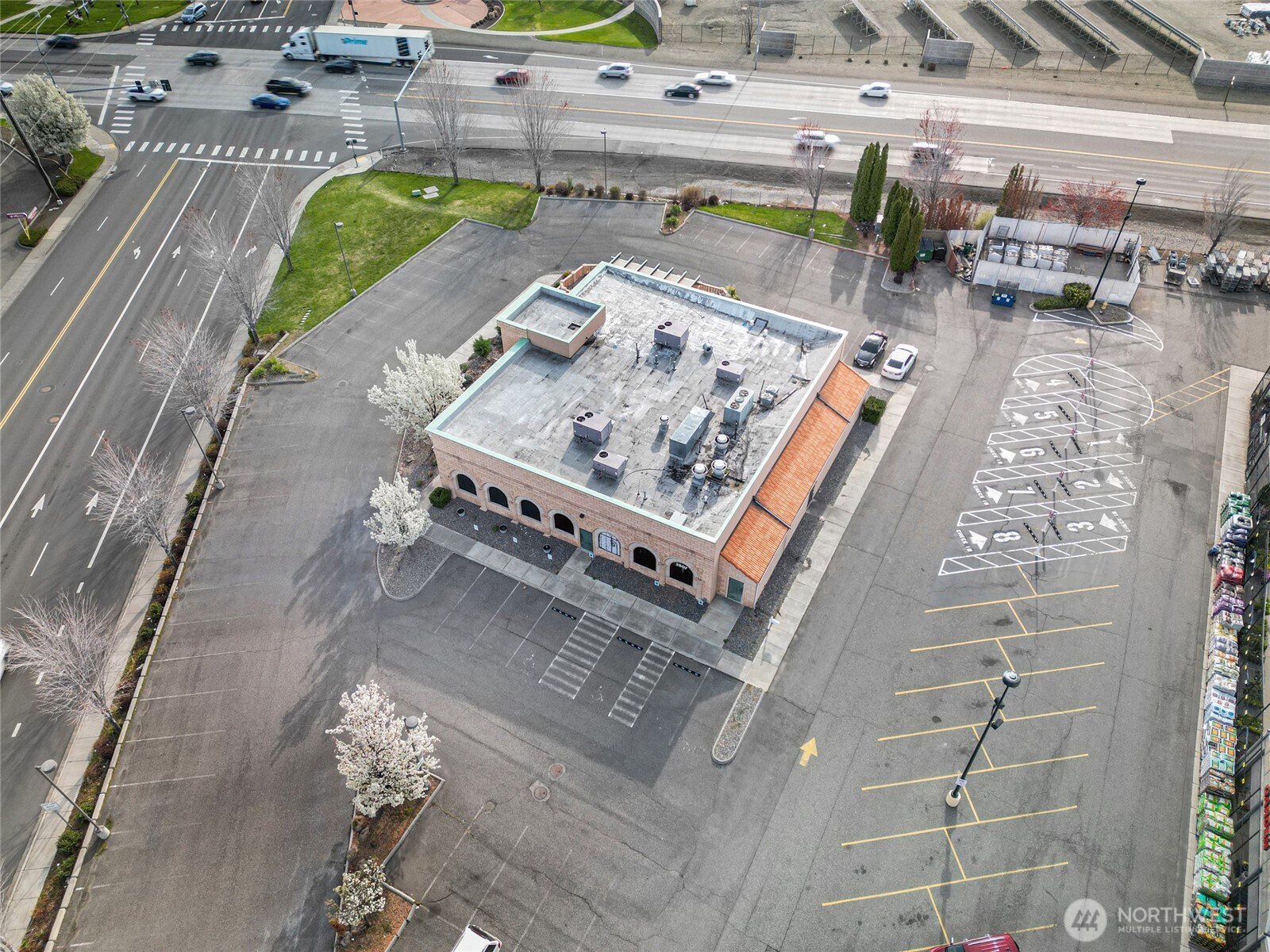 2807 W 10th Avenue , Kennewick, WA 99336