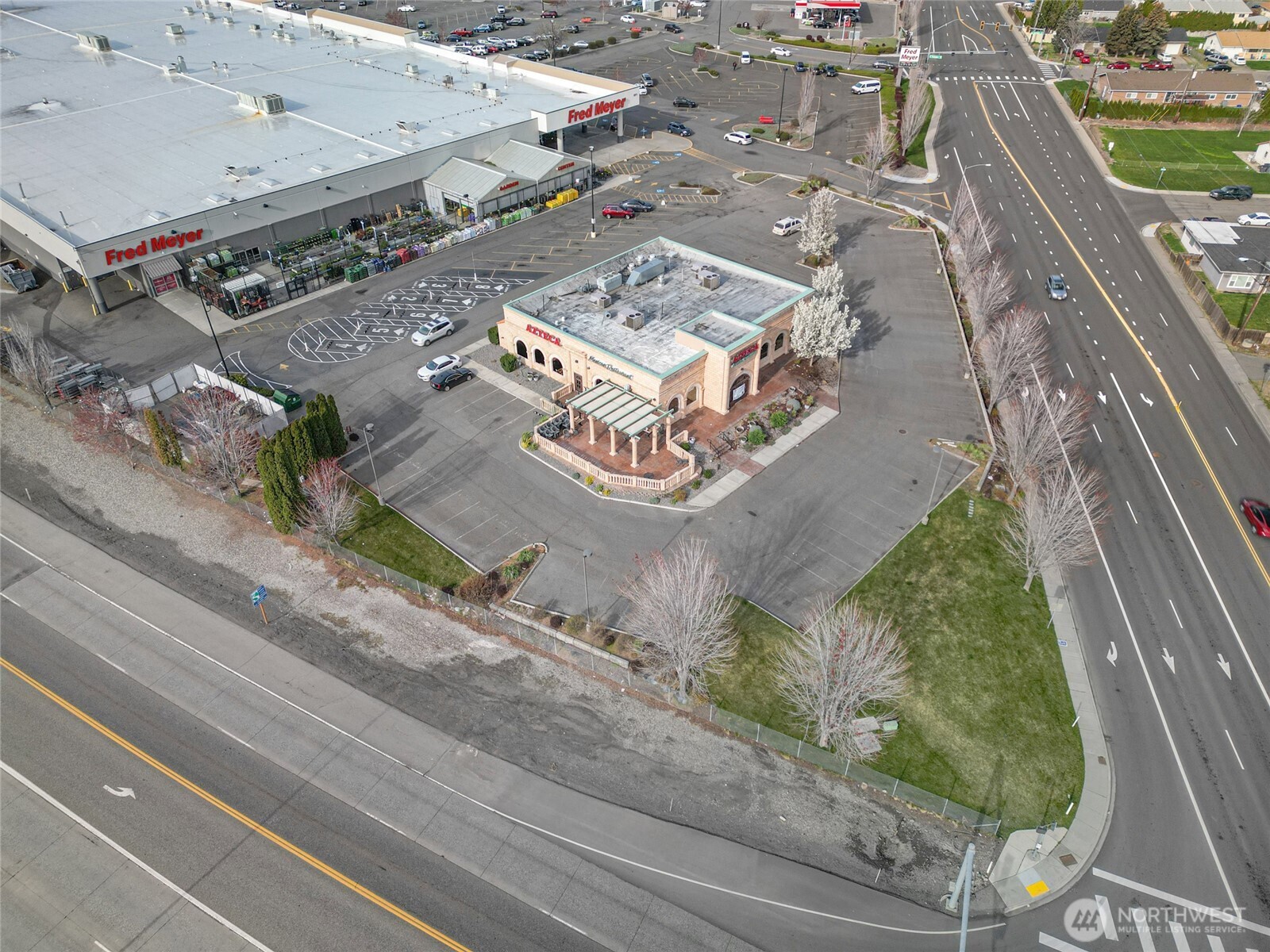 2807 W 10th Avenue , Kennewick, WA 99336