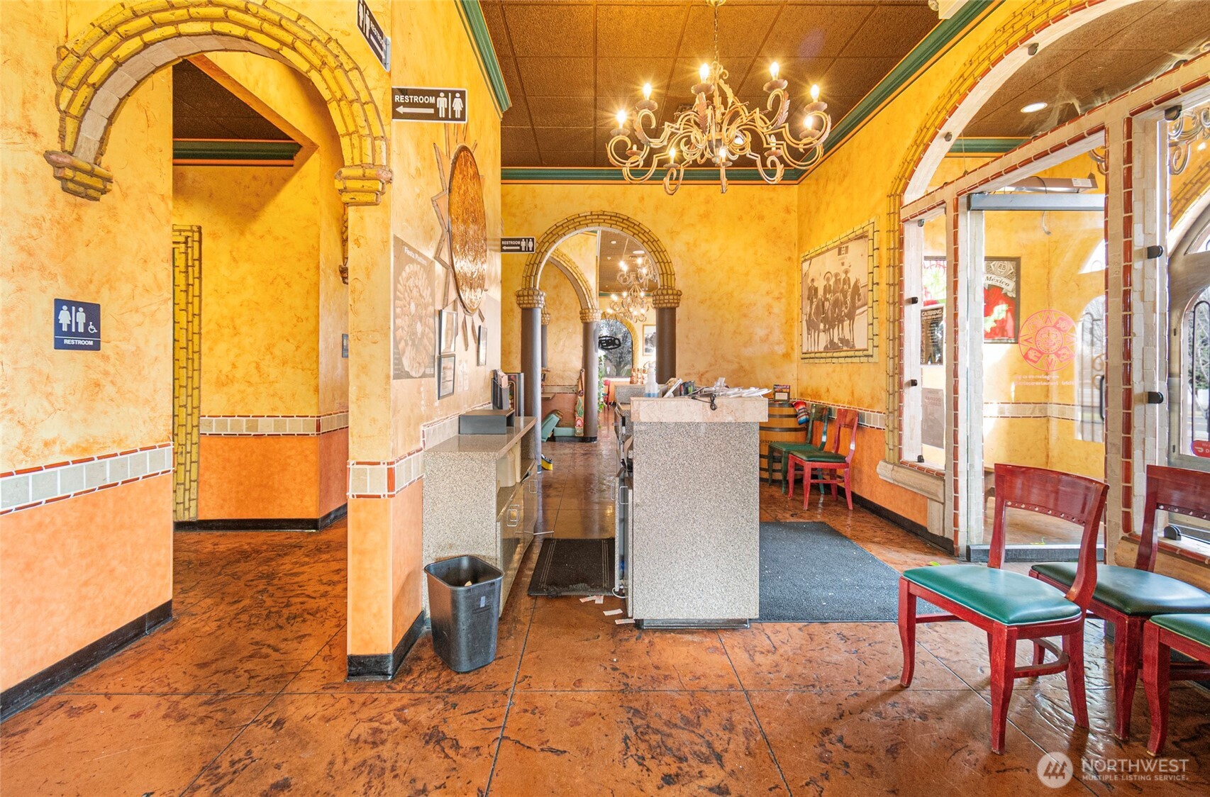 2807 W 10th Avenue , Kennewick, WA 99336