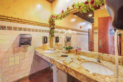 2807 W 10th Avenue , Kennewick, WA 99336 - Photo 8