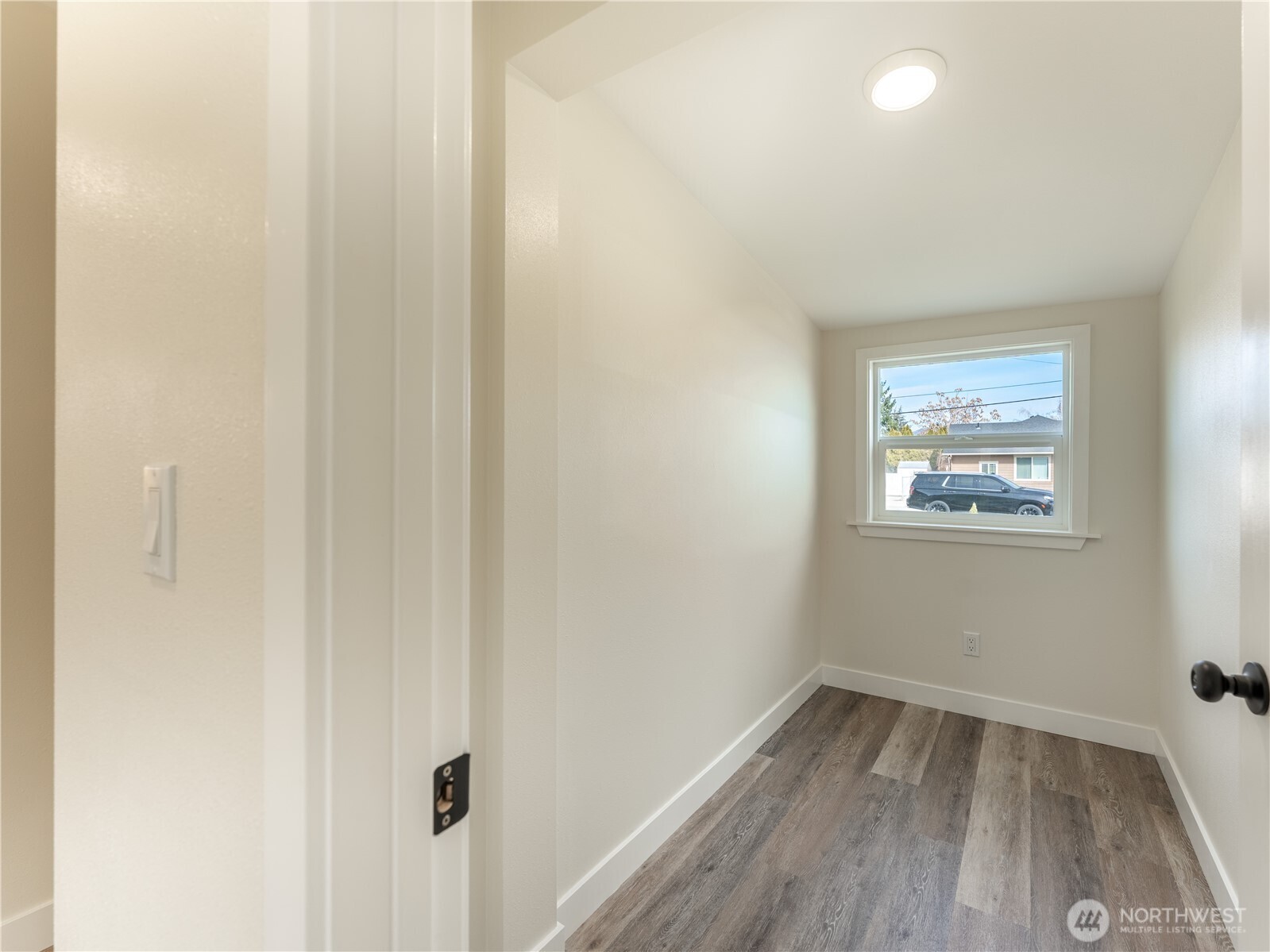 98 Fuller Street , Wenatchee, WA 98801