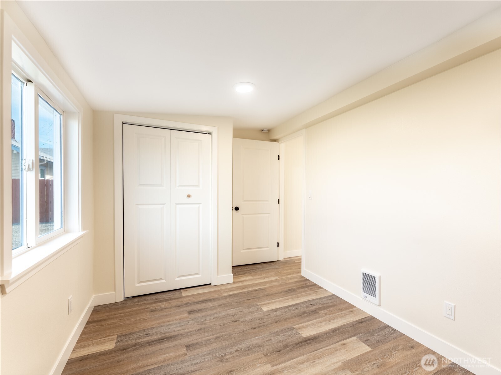 98 Fuller Street , Wenatchee, WA 98801