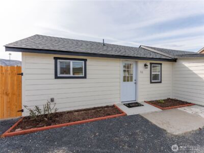 98 Fuller Street , Wenatchee, WA 98801 - Photo 3