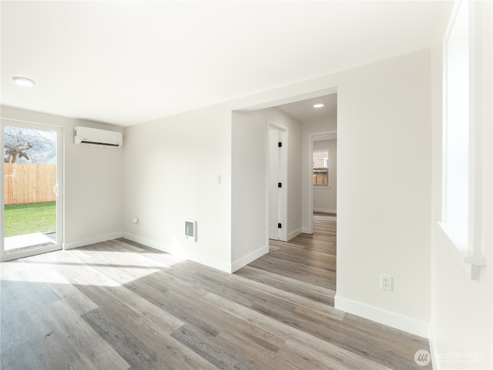 98 Fuller Street , Wenatchee, WA 98801