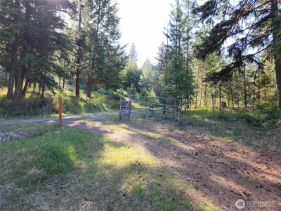 51 Trapline Loop Road , Oroville, WA 98844 - Photo 6