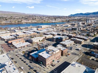 217 Orondo Avenue , Wenatchee, WA 98801 - Photo 16