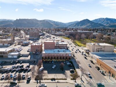 217 Orondo Avenue , Wenatchee, WA 98801 - Photo 10