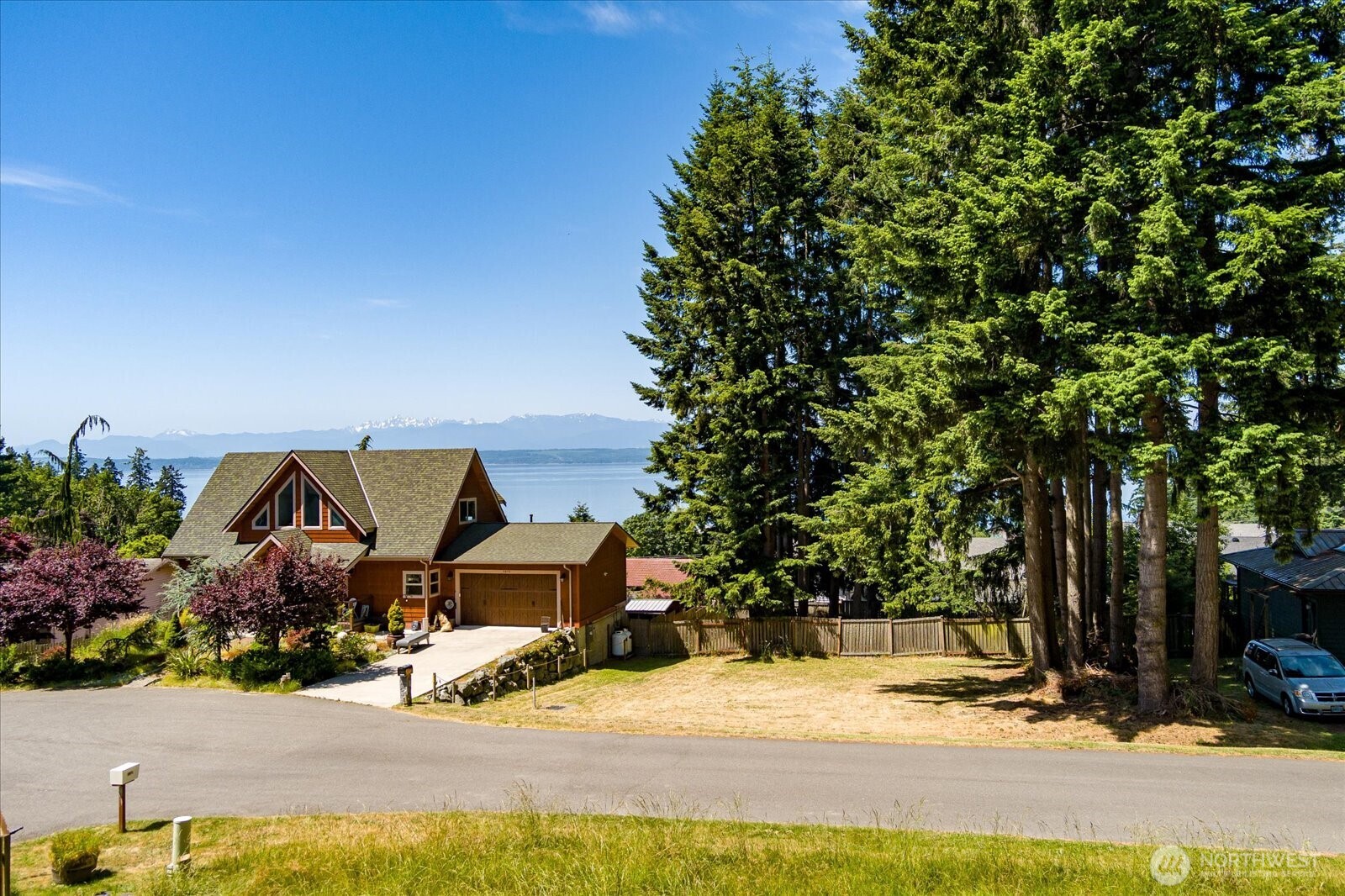 57 S Mountain View Lane , Freeland, WA 98249