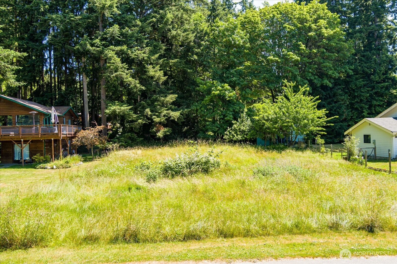 57 S Mountain View Lane , Freeland, WA 98249