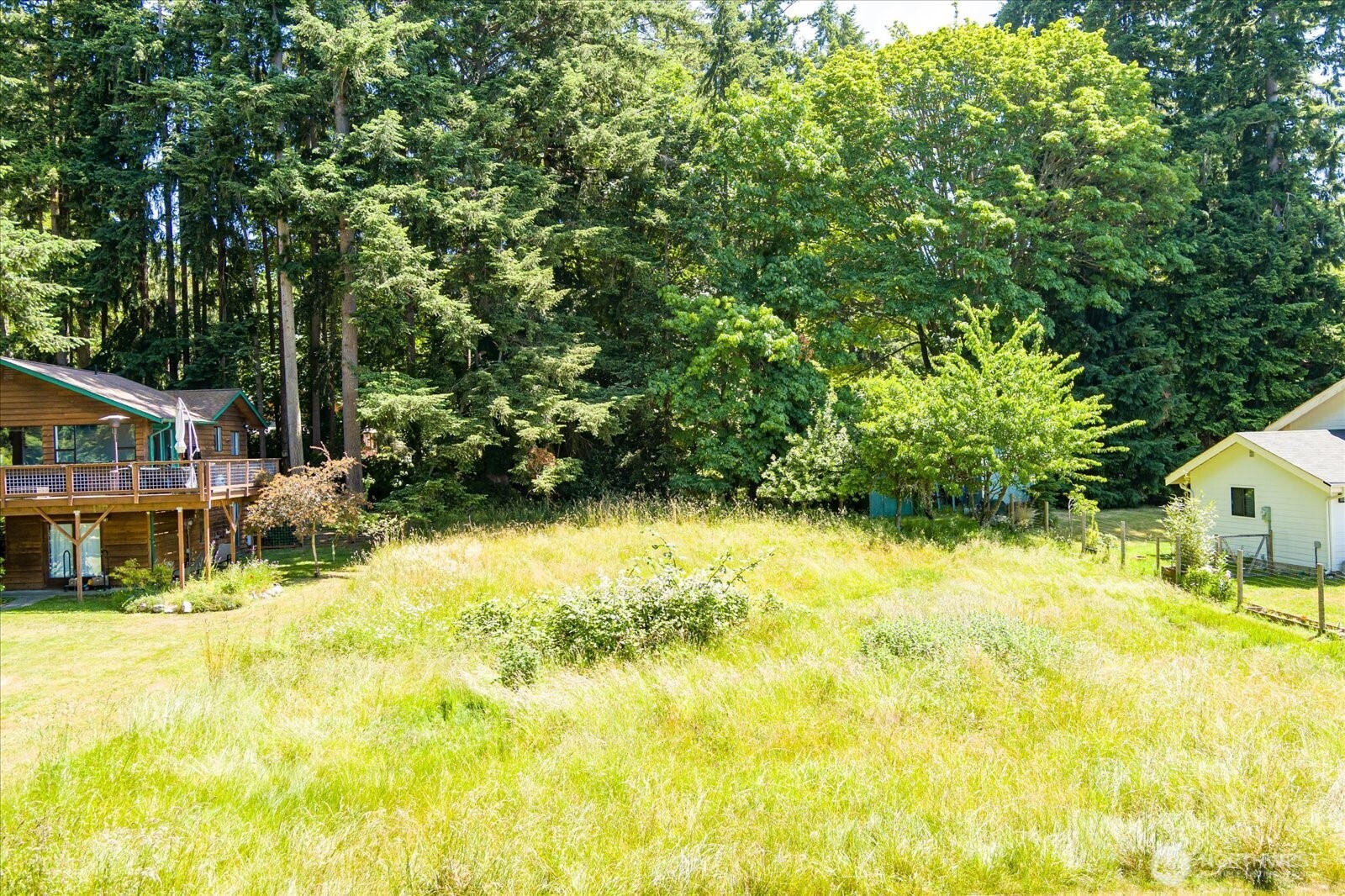 57 S Mountain View Lane , Freeland, WA 98249