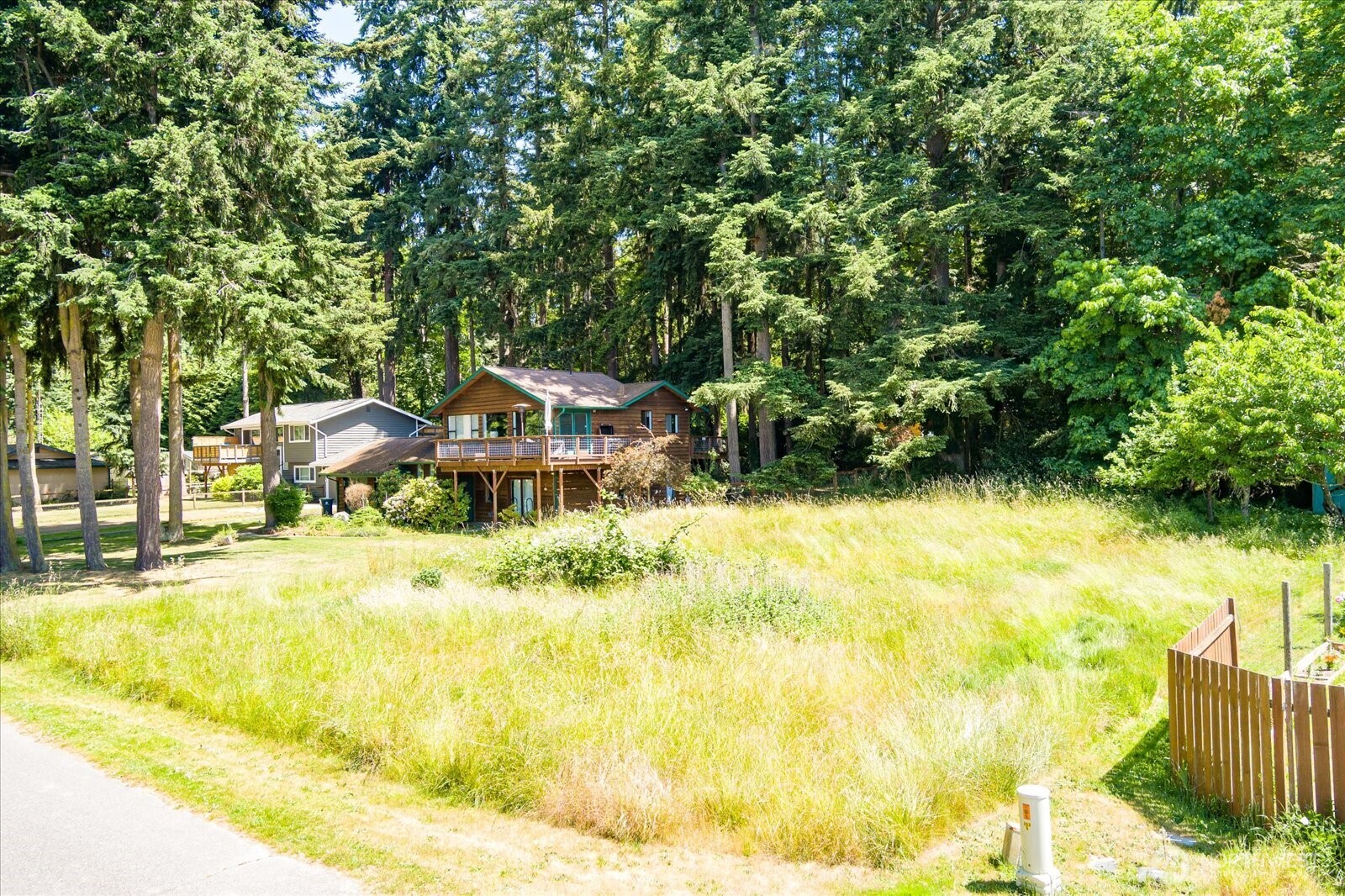 57 S Mountain View Lane , Freeland, WA 98249