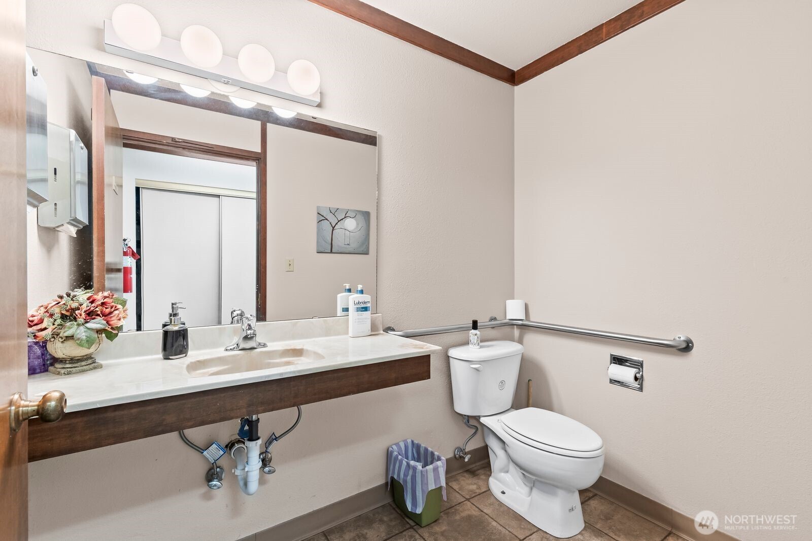 413 N 2nd Street , Yakima, WA 98901