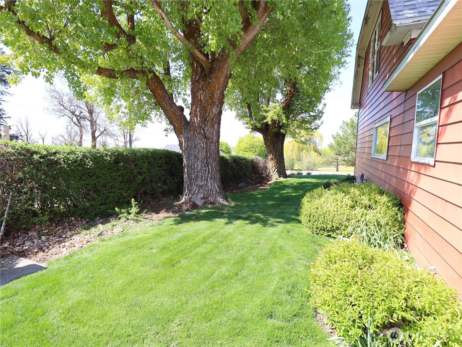 455 W Broadway Avenue , Reardan, WA 99029