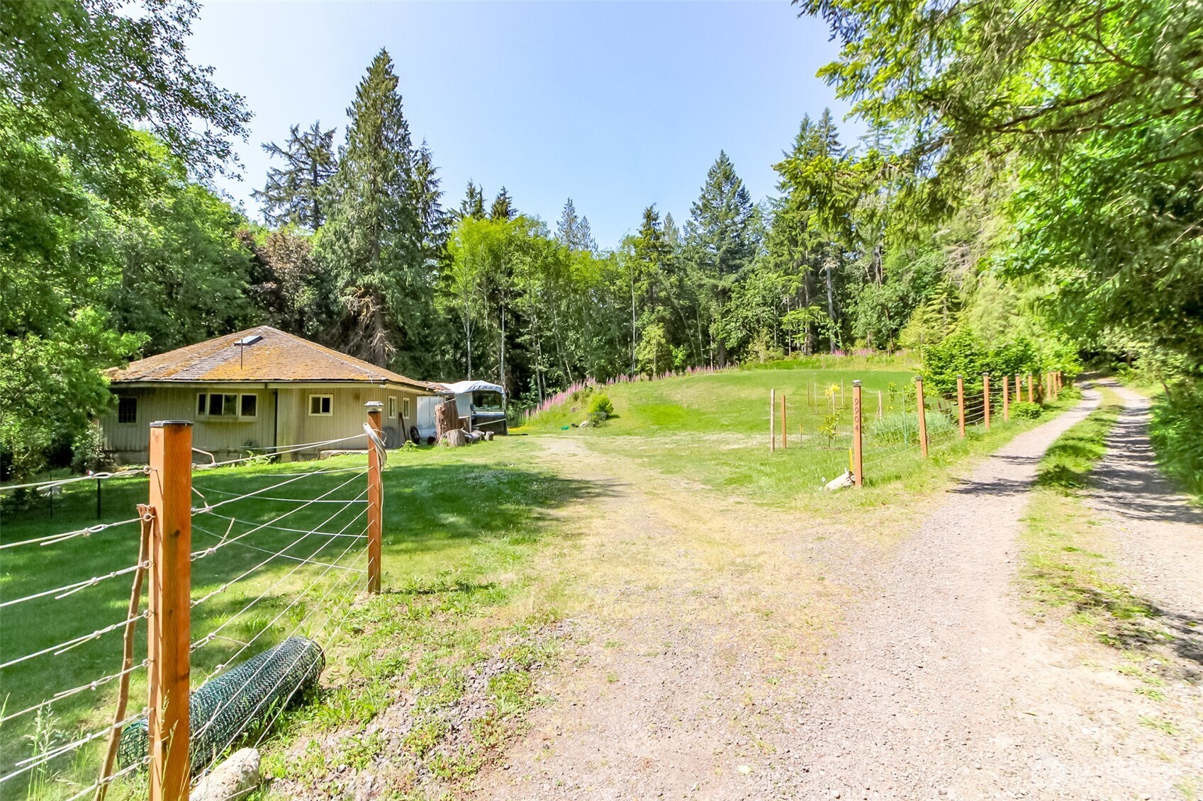 9904 Banner Road SE, Olalla, WA 98359