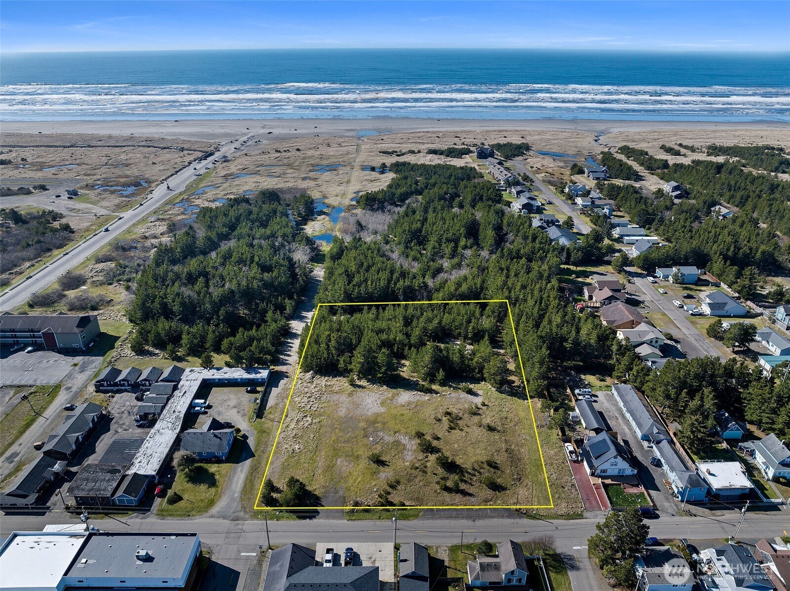 301 Ocean Beach Boulevard N, Long Beach, WA 98631