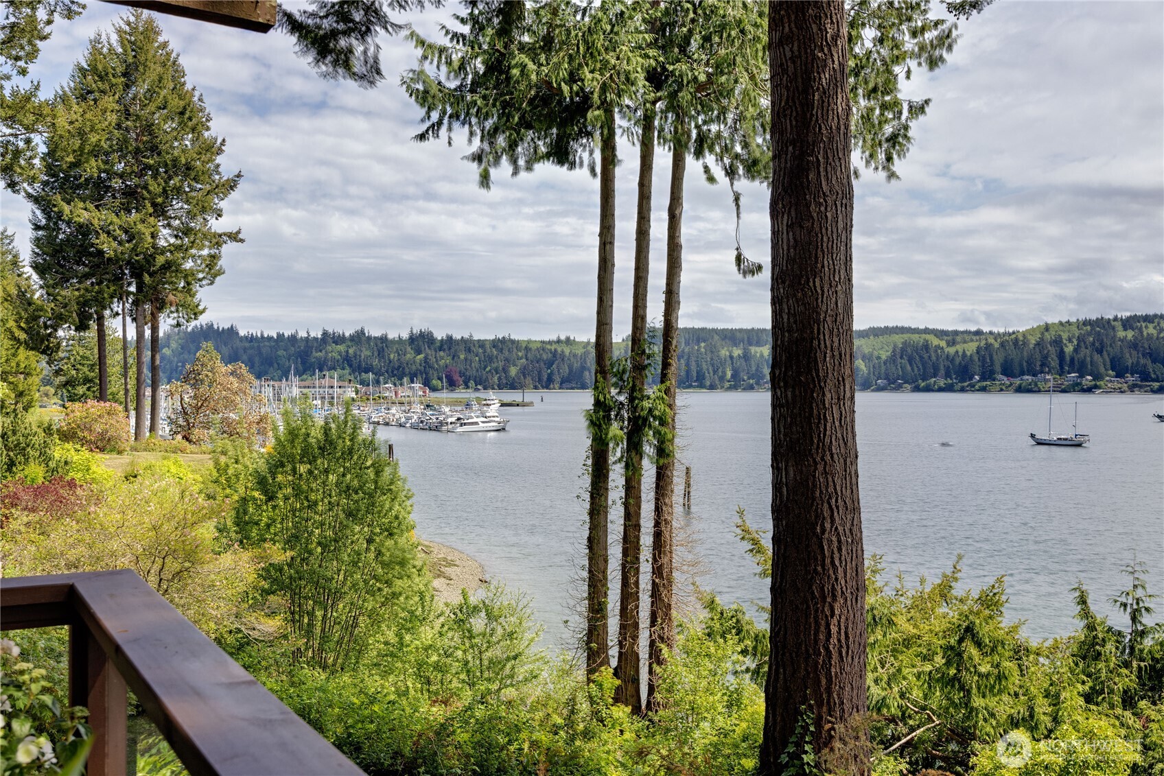 111 N Bay Lane #1, Port Ludlow, WA 98365