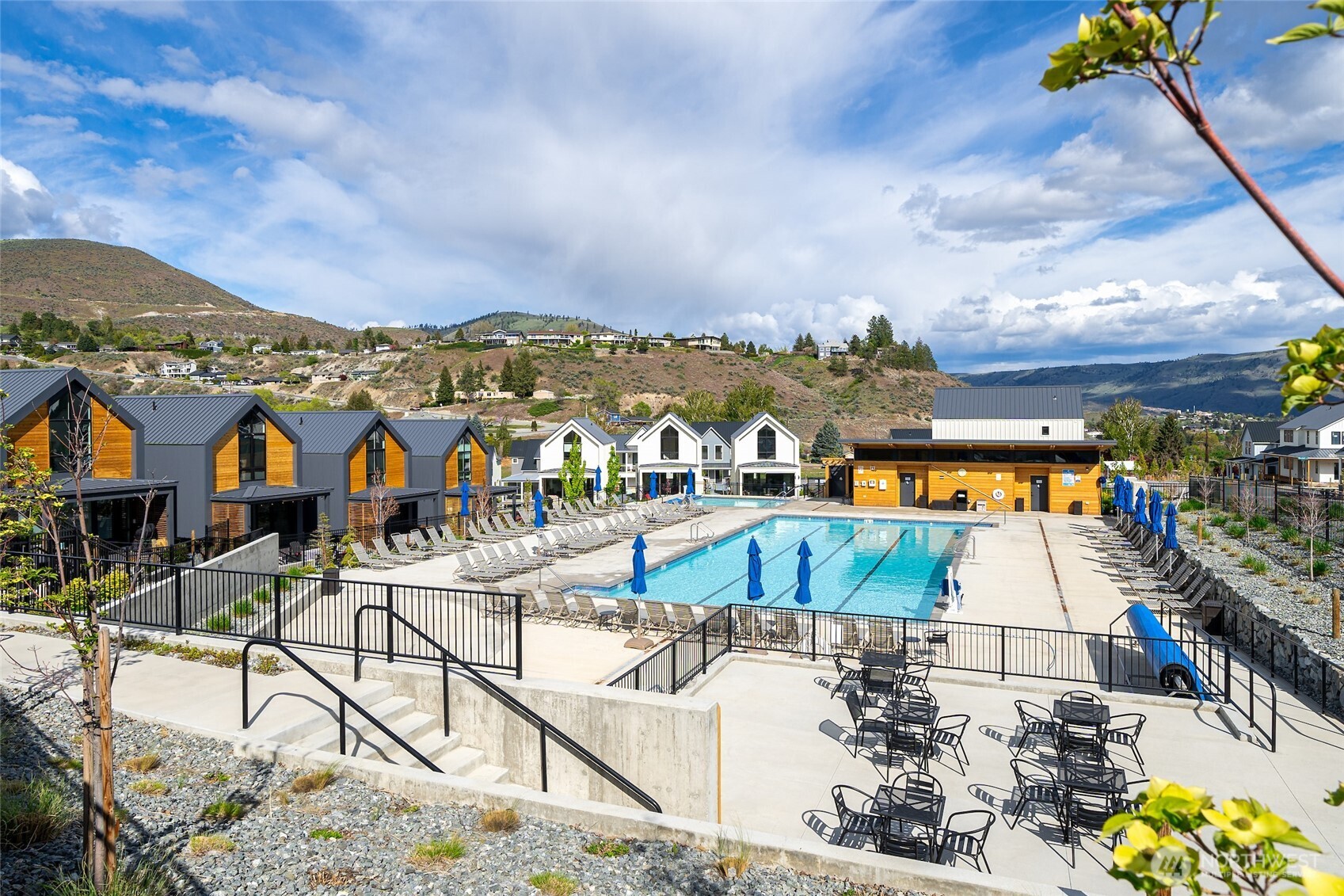 1307 Dragonfly Court , Chelan, WA 98816