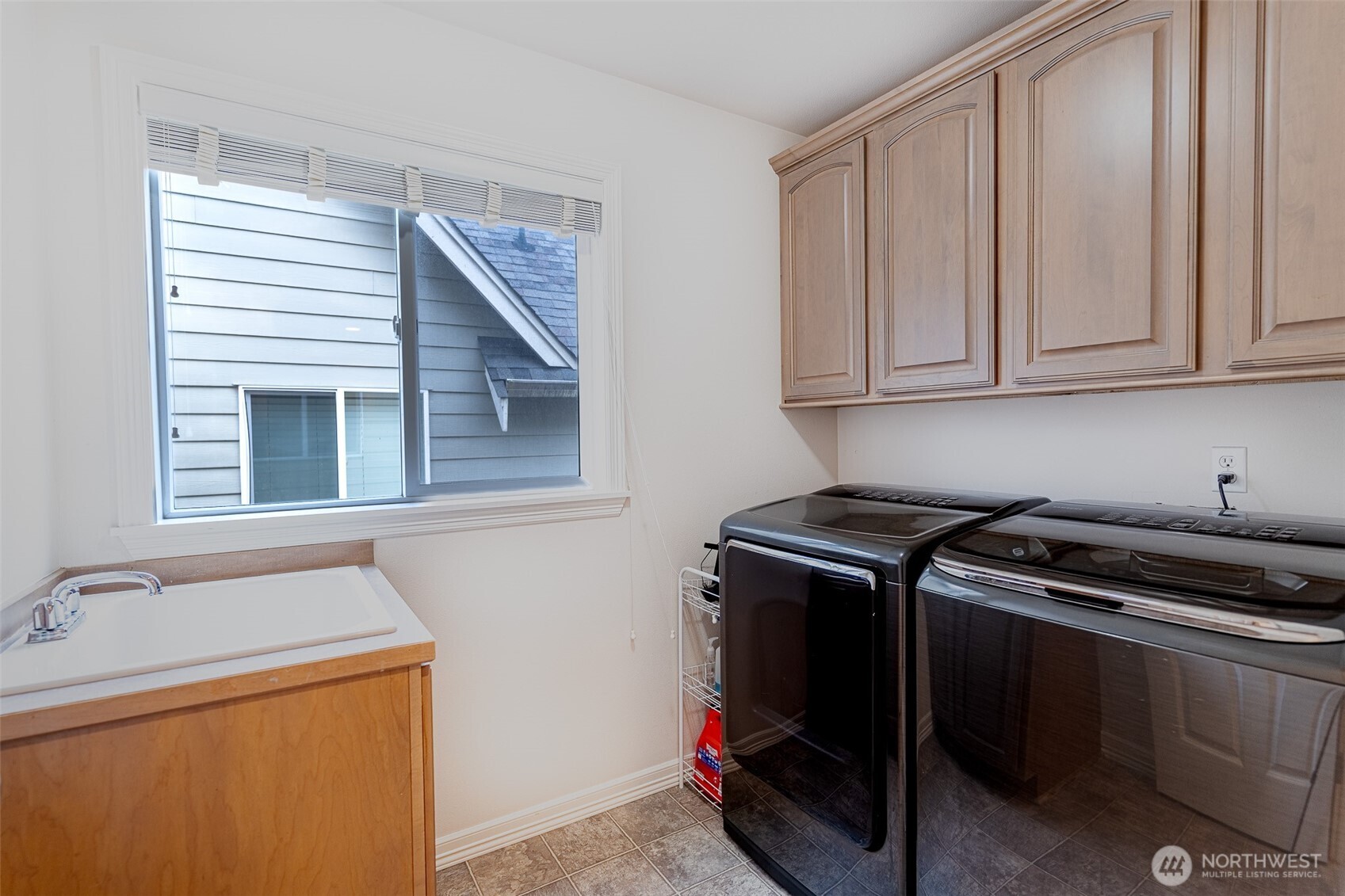 36010 11th Ave SW, Federal Way, WA 98023