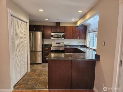 2455 130th Avenue SE, Bellevue, WA 98005 - Photo 6