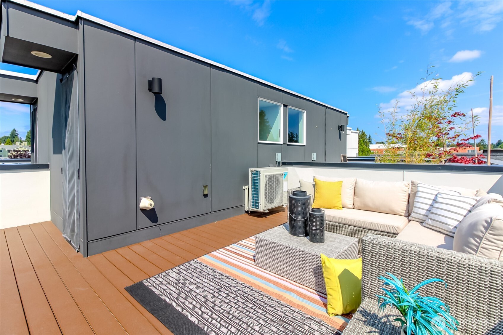 8811 Interlake Avenue N #A, Seattle, WA 98103