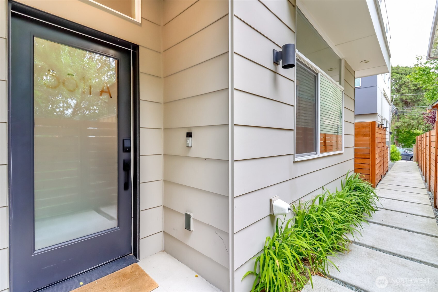 8811 Interlake Avenue N #A, Seattle, WA 98103