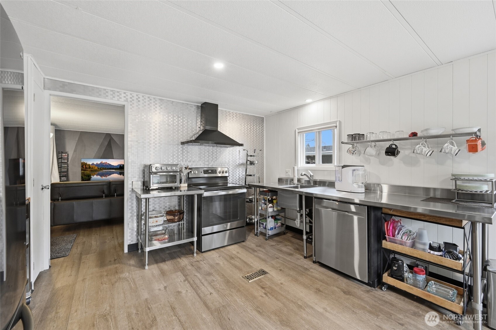 2200 196th Street SE #61, Bothell, WA 98012-7233