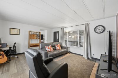 2200 196th Street SE #61, Bothell, WA 98012-7233 - Photo 8