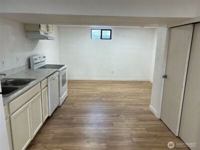 1663 Harrison Avenue SE, Port Orchard, WA 98366 - Photo 3