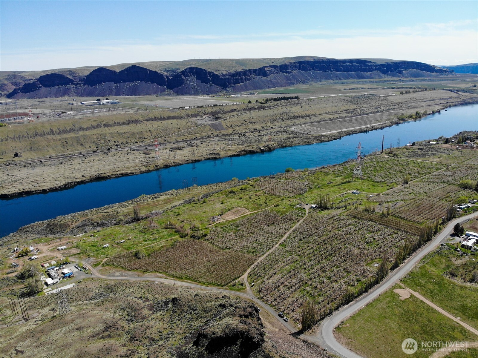 7199 Tarpiscan Road #1 & 2, Malaga, WA 98828