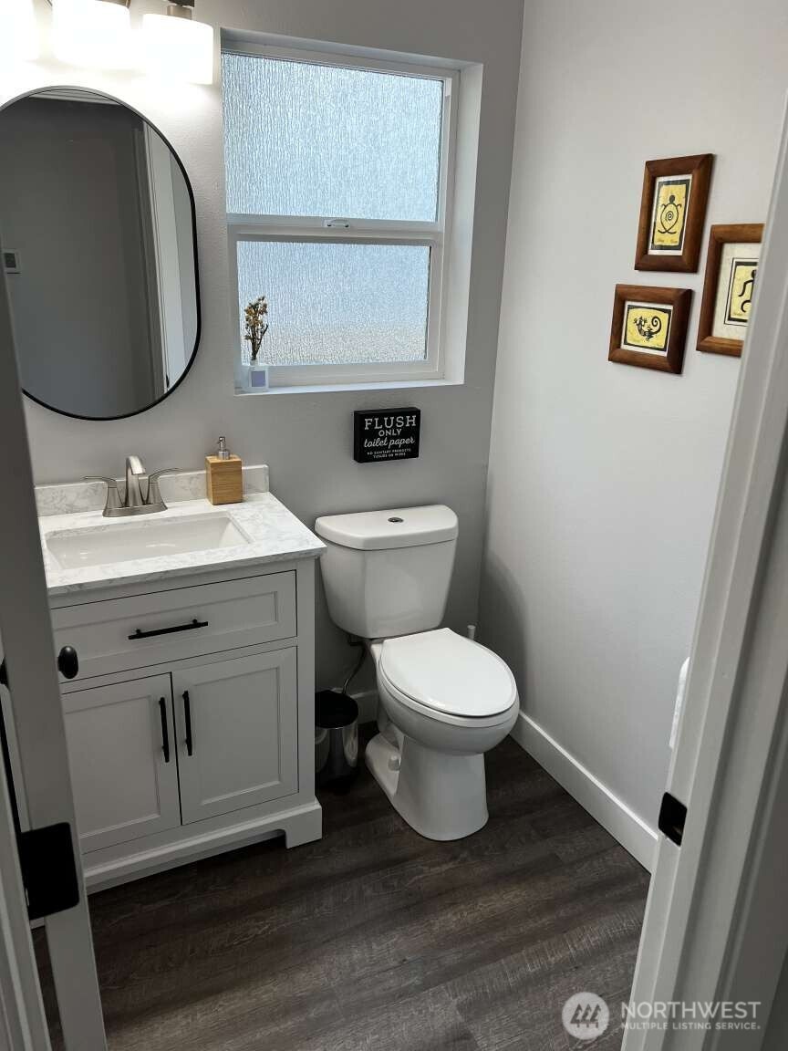 242 W Bluff Drive , Port Angeles, WA 98362