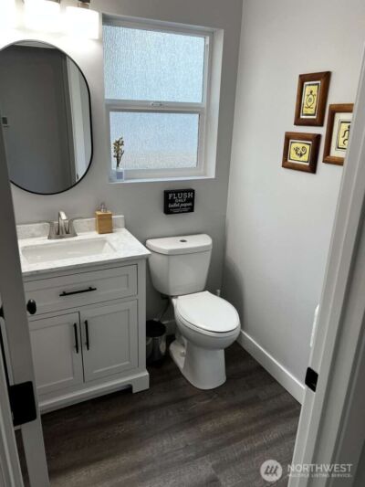 242 W Bluff Drive , Port Angeles, WA 98362 - Photo 19