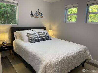 242 W Bluff Drive , Port Angeles, WA 98362 - Photo 32