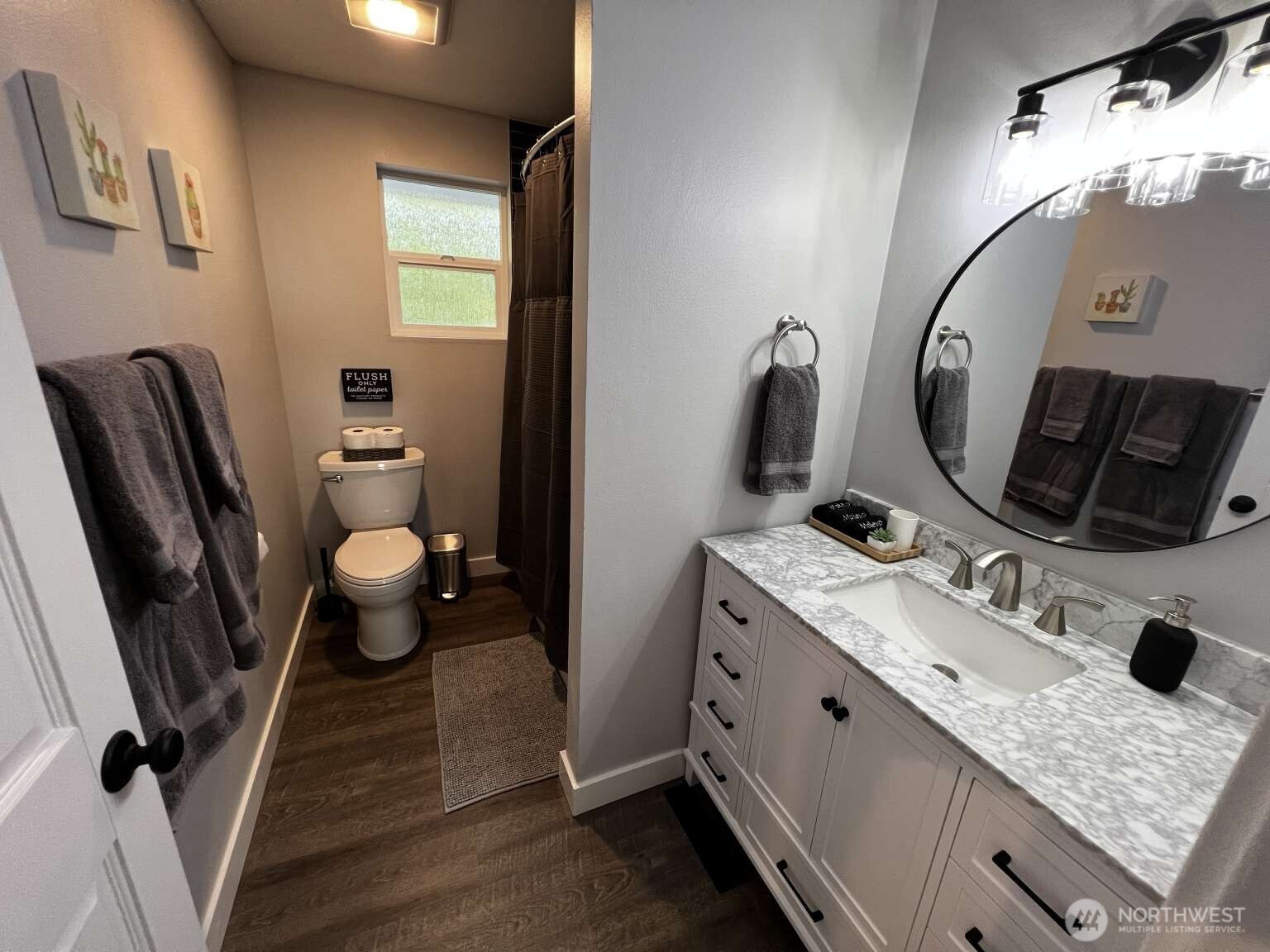 242 W Bluff Drive , Port Angeles, WA 98362