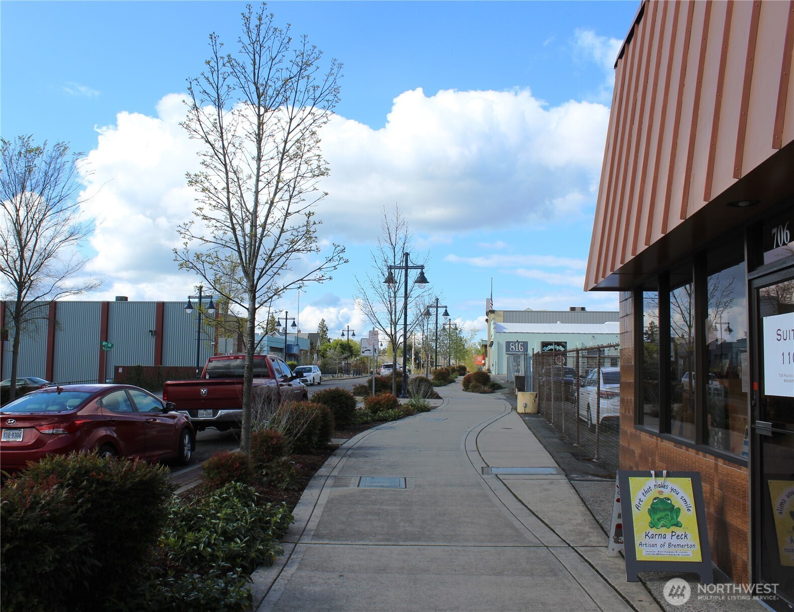 706 Pacific Avenue , Bremerton, WA 98337