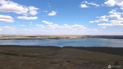 210 Banks Lake Road #99115, Coulee City, WA 99115