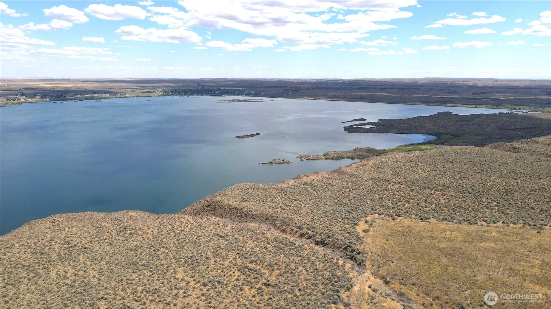 210 Banks Lake Road #99115, Coulee City, WA 99115