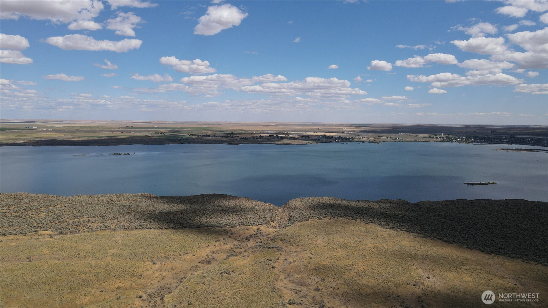 210 Banks Lake Road #99115, Coulee City, WA 99115