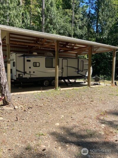 80 N Lookout Place , Hoodsport, WA 98548